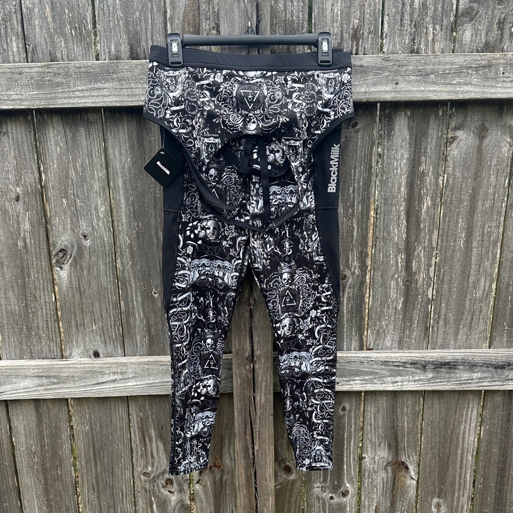 Blackmilk set